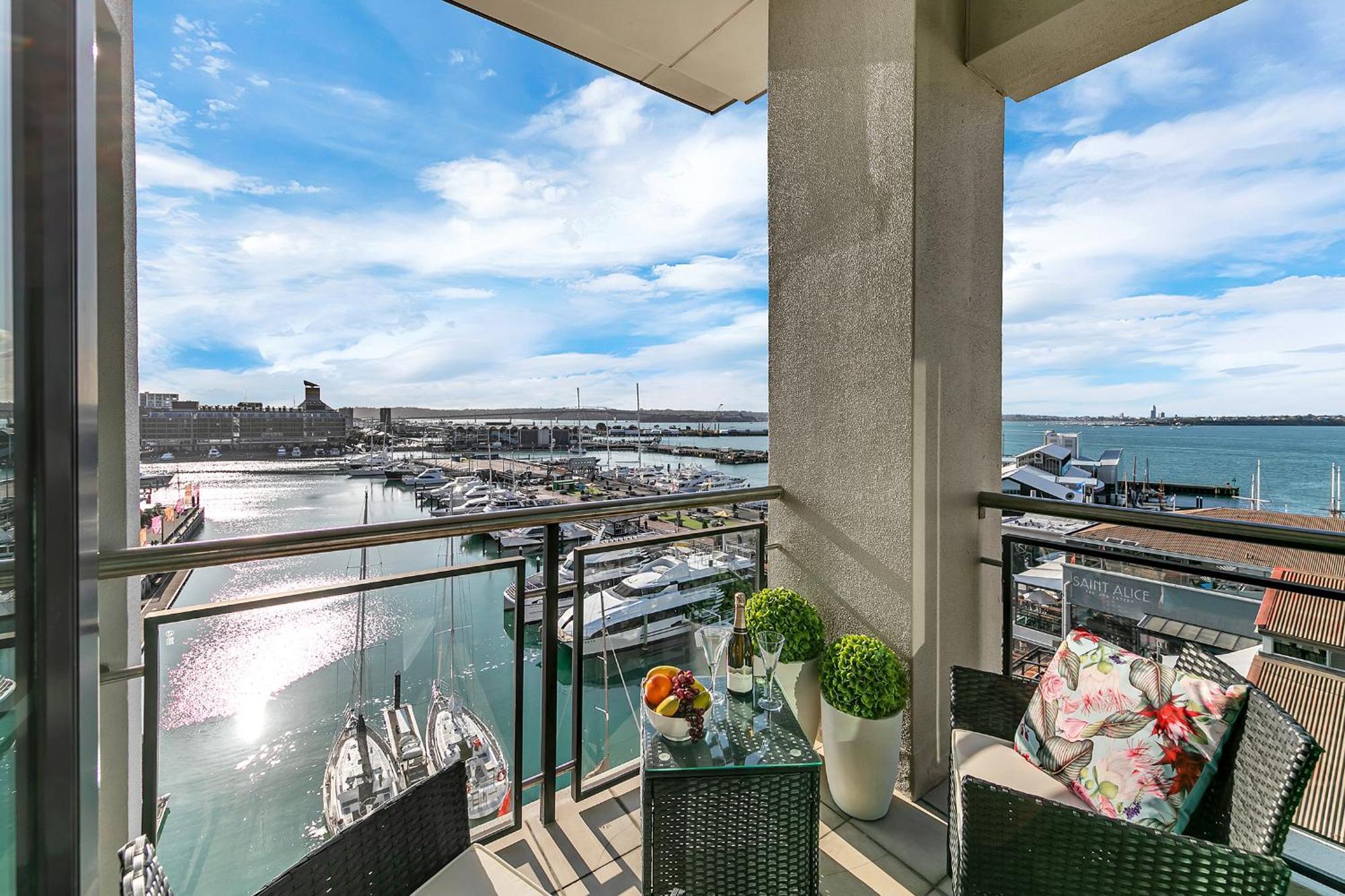 Penthouse Crown Apartment Auckland Exterior photo